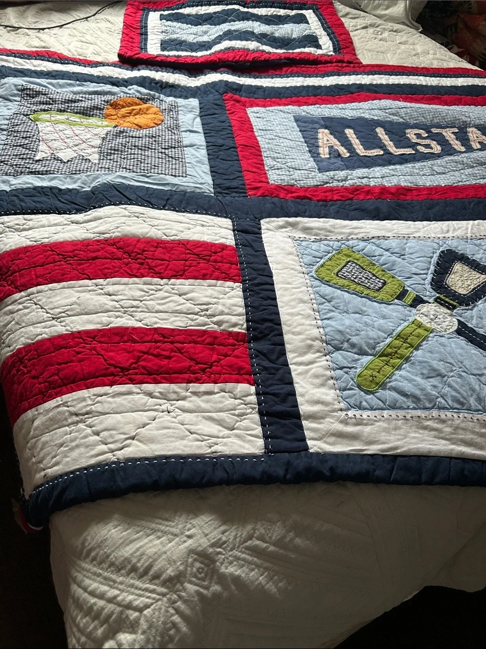 Pottery Barn Kids All-Star Sports Patches Quilted Navy/Red Twin w/Sham Comforter